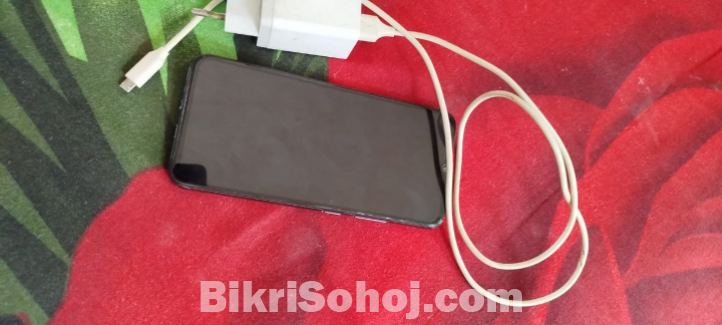 Realmi c11
